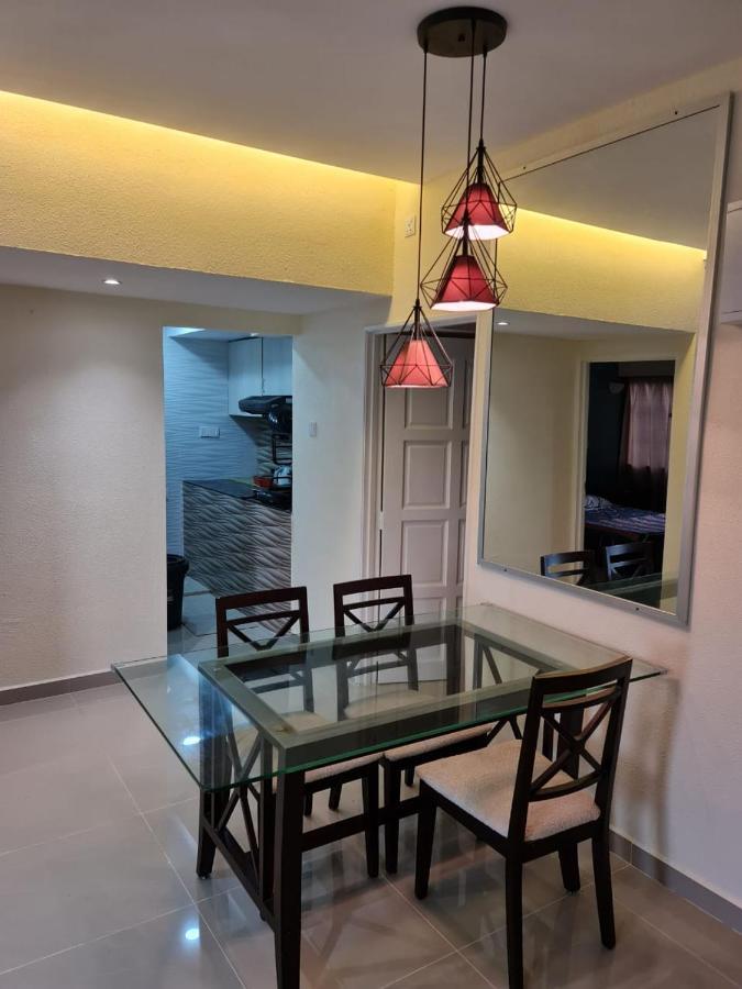 Sri Sayang Home Stay George Town Dış mekan fotoğraf
